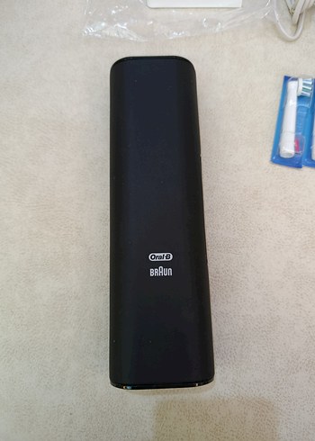 Oral-B Genius 10000N Siyah Şarjlı Diş Fırçası - Görsel 9