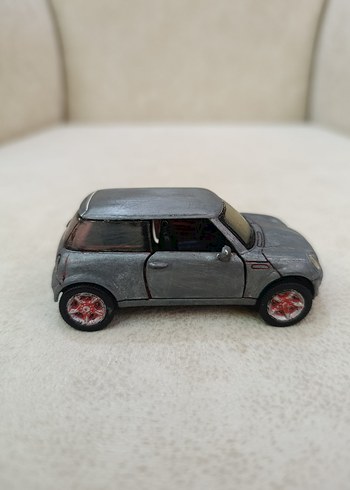 Mini Cooper 2001 Oyuncak Araba - Görsel 4