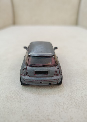 Mini Cooper 2001 Oyuncak Araba - Görsel 3
