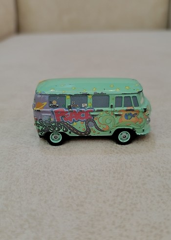 Disney Pixar Cars Metal Fillmore Araba - Görsel 4
