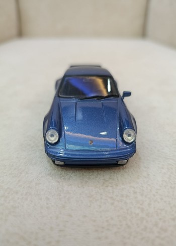 Welly Porsche 911 Turbo Oyuncak Araba