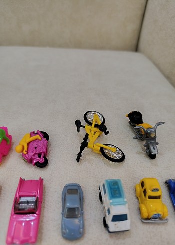 Kinder Toto Balaban Mini Oyuncak Araçlar - Görsel 4