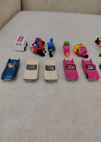 Kinder Toto Balaban Mini Oyuncak Araçlar - Görsel 3