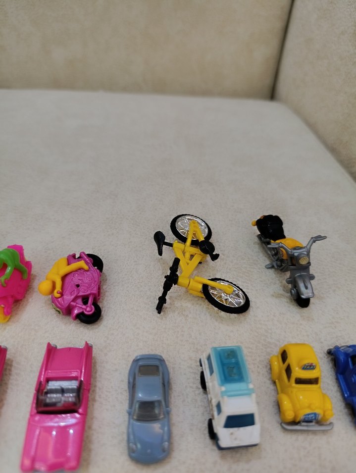 Kinder Toto Balaban Mini Oyuncak Araçlar - Görsel 4