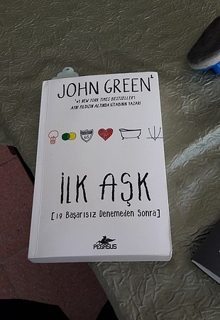 Academia ilk aşk