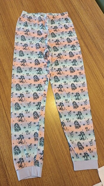 10 Yaş Beden LC Waikiki pijama takımı 