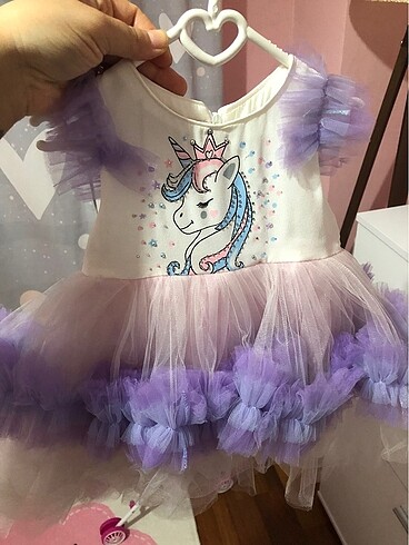 Bir yaş bebek parti doğum günü elbisesi?
