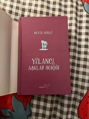  Beden Renk Yalancı Aşıklar Sokağı-Betül Güçlü
