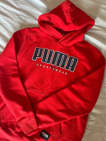 puma sweatshirt