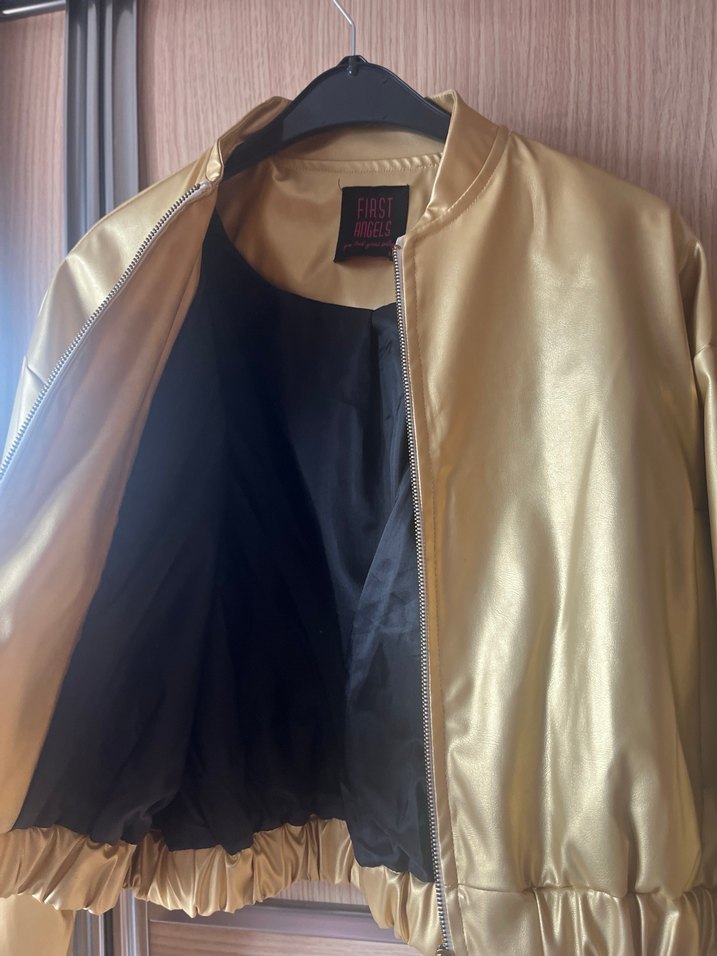 Twist Model Kadın Parlak Altın Deri Mini Ceket - Görsel 2