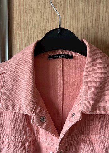 Pembe Düğmeli Kadın Denim Ceket - Görsel 3