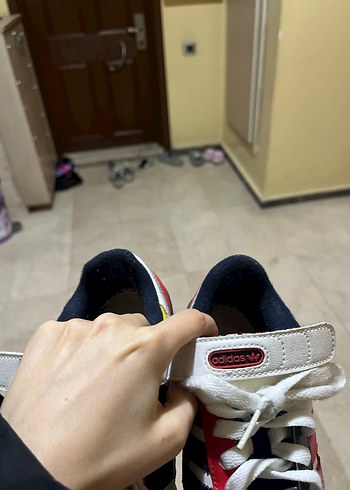 Renkli Adidas Kadın Spor Ayakkabı Velcro Bağcıklı - Görsel 5