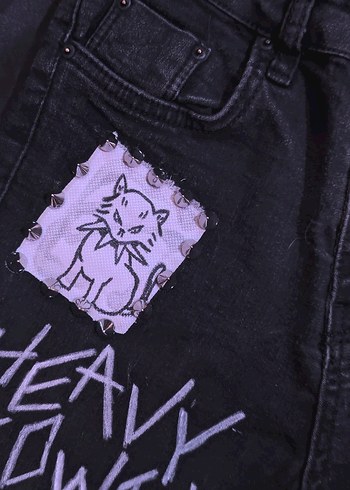 38 Beden Gotik Heavy Meowtal Siyah Mini Denim Punk Şort
