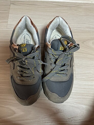 Gri new balance