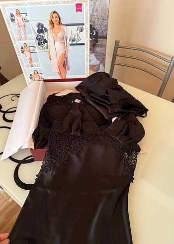 6 Parça Siyah Saten Kadın Gecelik Takımı - Görsel 3