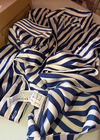 Zara Mavi Çizgili Saten Gömlek - Görsel 5