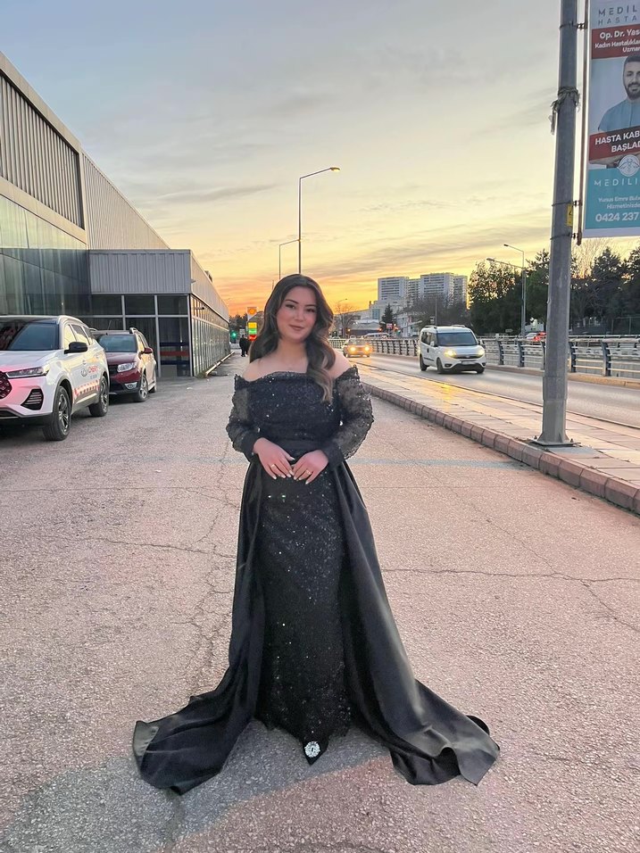 Siyah Uzun Drapeli Straplez Abiye Elbise - Görsel 4