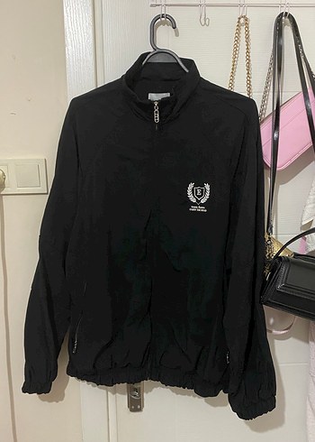 Bershka İnce Ceket/Rüzgarlık