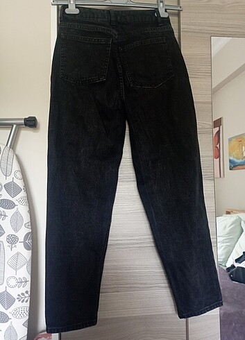 Asos Yırtık Kot Pantolon