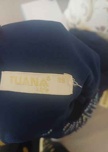 Kapanan abiye magzasının etiketli urunleri SIFIR ÜRÜN - Görsel 4