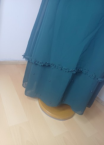 Kapanan abiye magzasının etiketli urunleri SIFIR ÜRÜN - Görsel 2