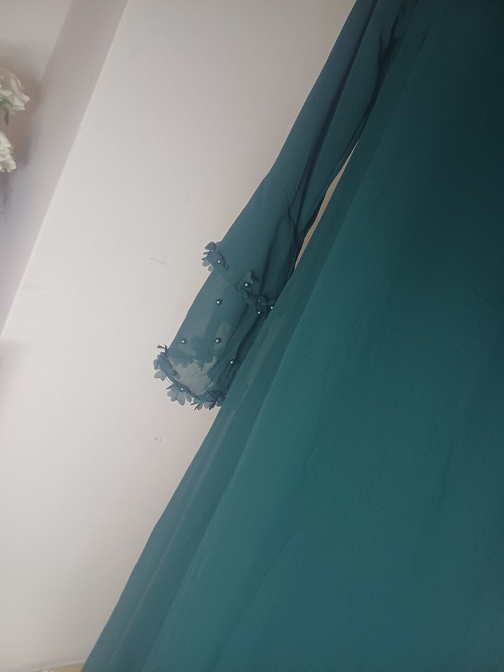 Kapanan abiye magzasının etiketli urunleri SIFIR ÜRÜN - Görsel 3