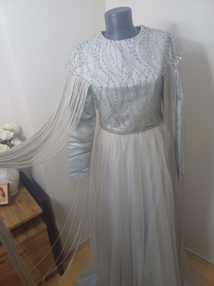 Kapanan abiye magzasının etiketli urunleri SIFIR ÜRÜN - Görsel 2