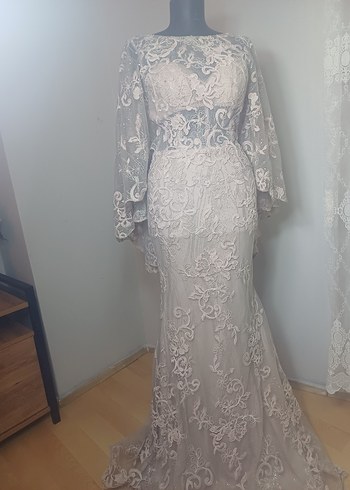 Kapanan abiye magzasının etiketli urunleri SIFIR ÜRÜN - Görsel 3