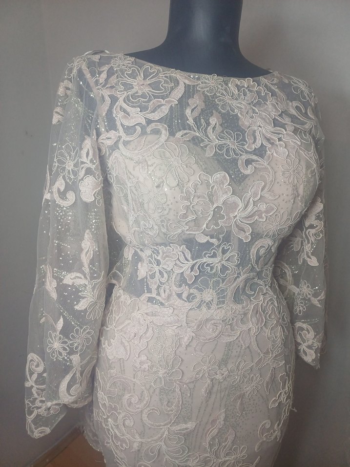 Kapanan abiye magzasının etiketli urunleri SIFIR ÜRÜN - Görsel 4