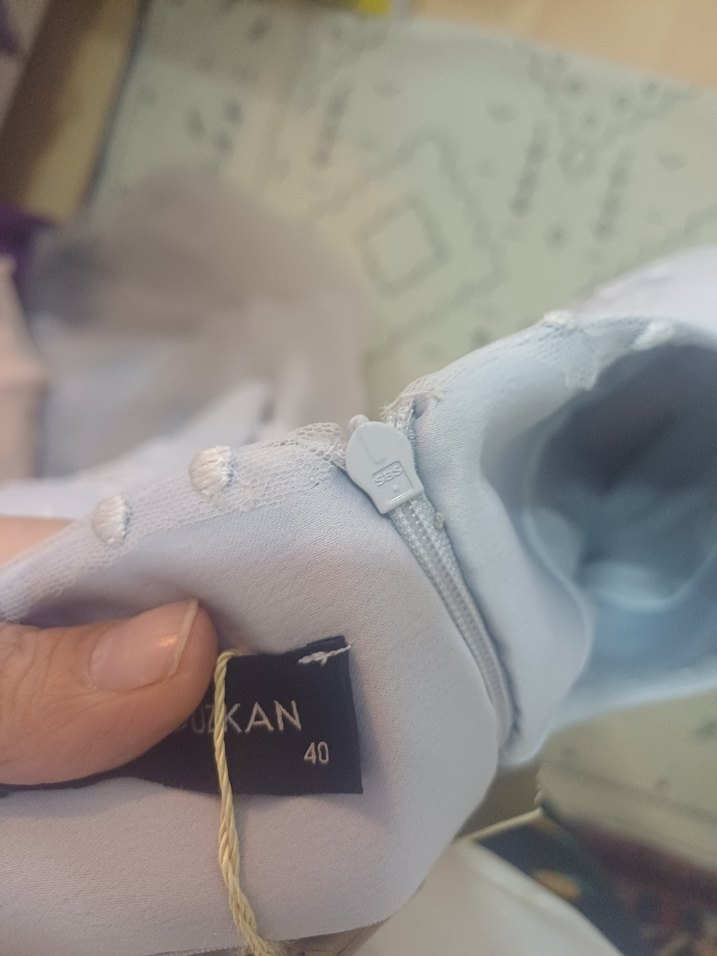 Kapanan abiye magzasının etiketli urunleri SIFIR ÜRÜN - Görsel 5