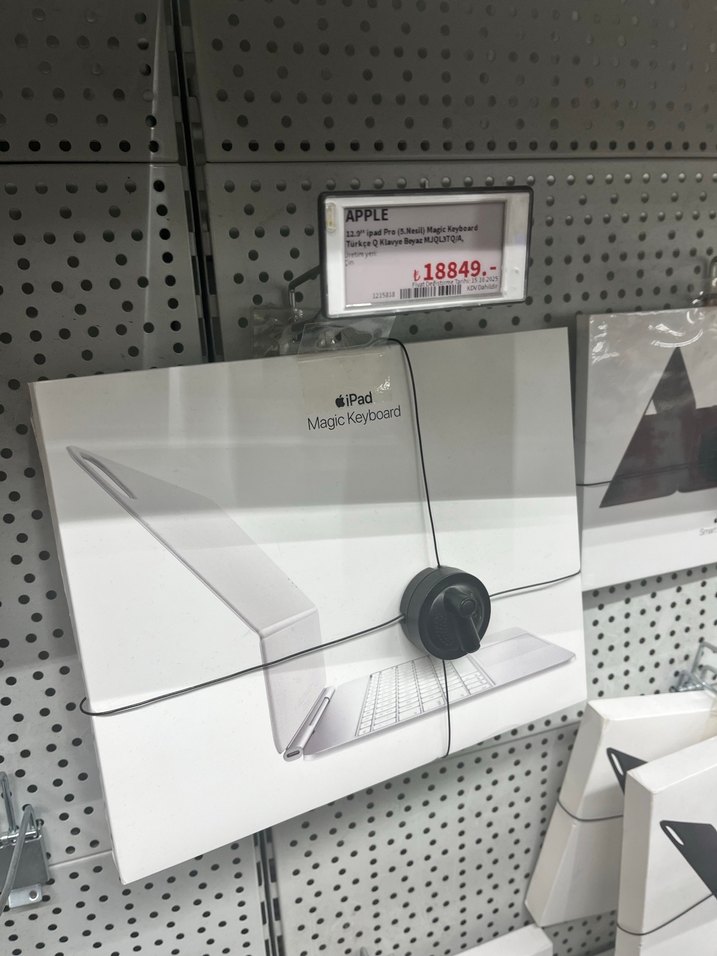 Beyaz Tablet Klavyeli Kılıf - Görsel 2