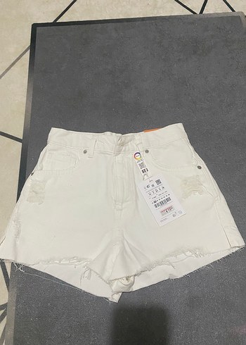 P&B Beyaz Mini Denim Şort - Görsel 3