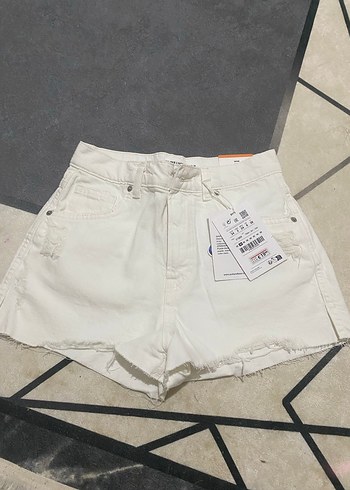 P&B Beyaz Mini Denim Şort - Görsel 5