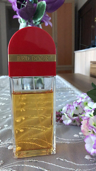 diğer Beden Elizabeth Arden Red Door