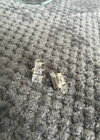 Gümüş renklerden oluşan takı kavanozu - Görsel 11