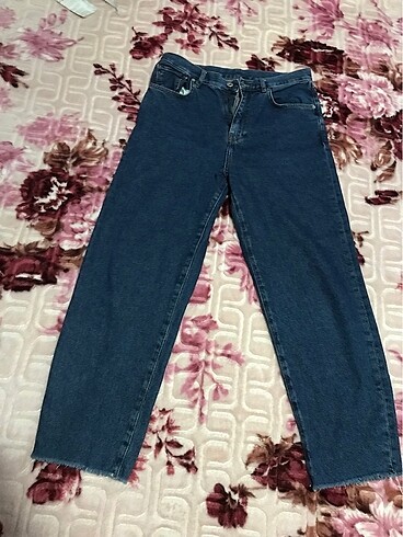 Cross jean