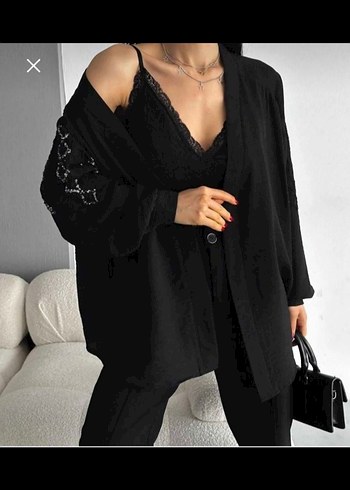 Zara Oversize Nakışlı ve Boncuklu Siyah Ceket