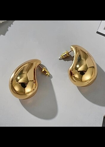 Gold küpe