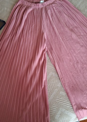 Pembe Pilili Kadın Kumaş Pantolon