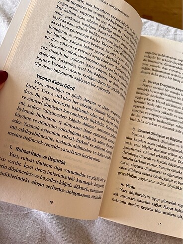Beden Renk Ufuk Önen hipnozla dönüşüm rehberi kişisel gelişim kitap
