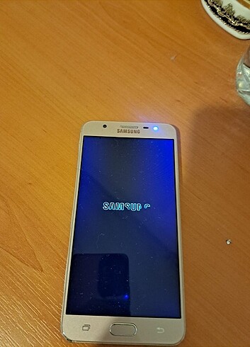 J7pırıma temı telefon ıyı durumda 
