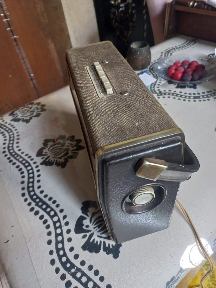 Gri Retro Müzik Sistemi - Görsel 2