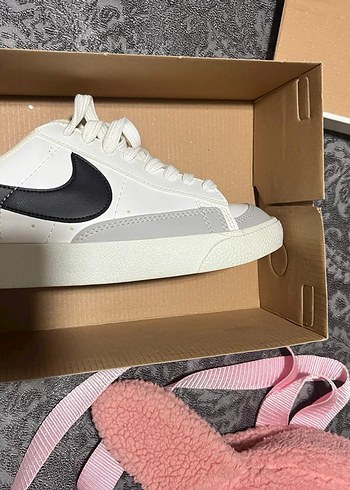 Spor Ayakkabı - Görsel 2