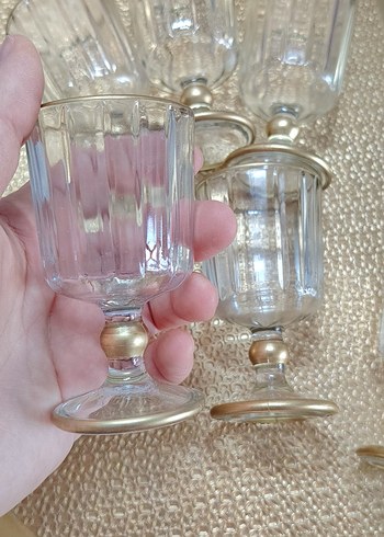 Altın Parlak Ayaklı 6 Bardak - Görsel 6