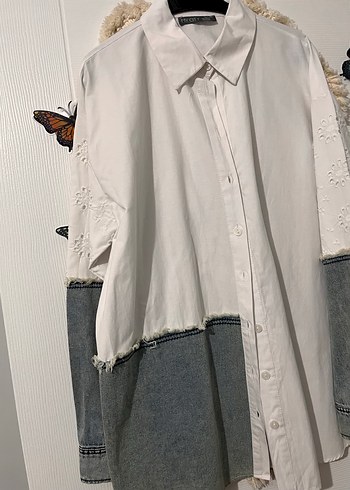 Nakışlı ve Kot Detaylı Gri Beyaz Kadın Gömlek - Görsel 2