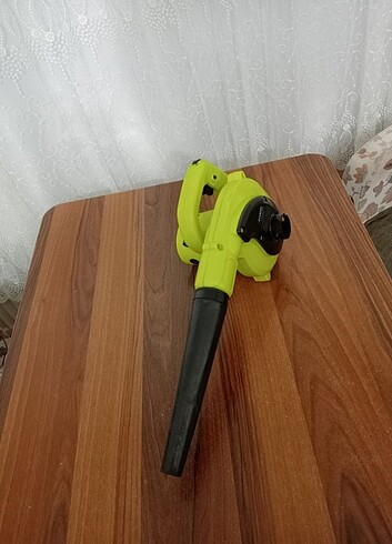 Ryodel hava üfleme makinesi 
