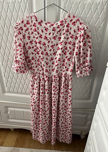 Beyaz Çiçekli Midi Bohem Elbise - Görsel 2