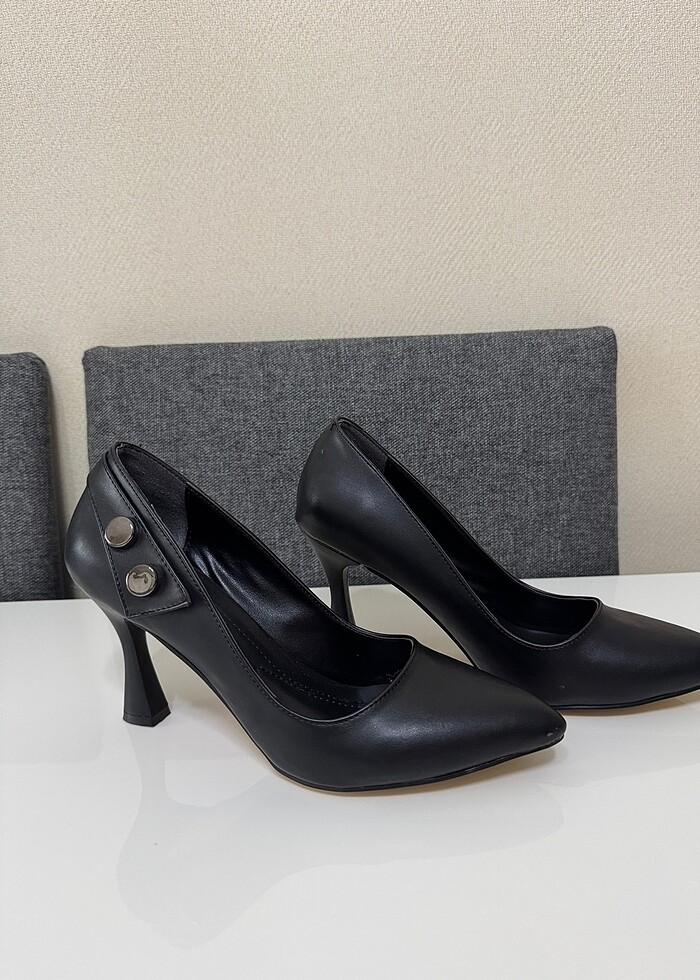 Topuklu Ayakkabı - Görsel 2
