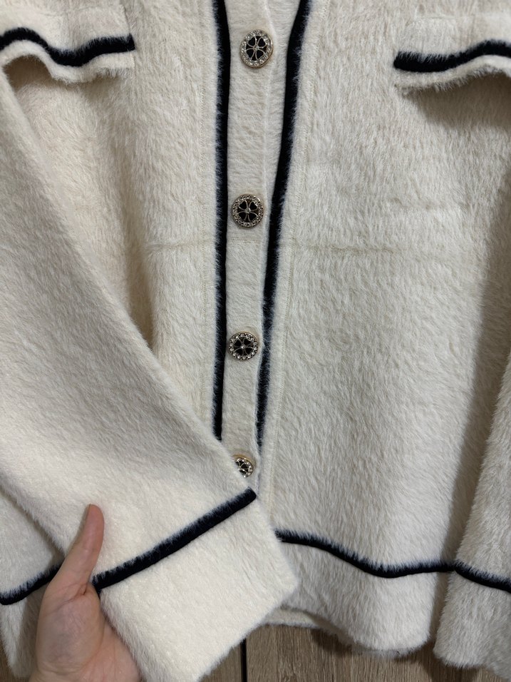 Krem Kadın Hırka - Görsel 3