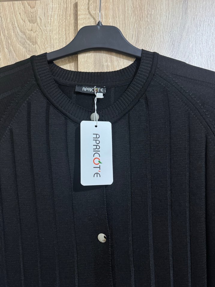 Düğmeli Siyah Uzun Kollu Triko Elbise - Görsel 3